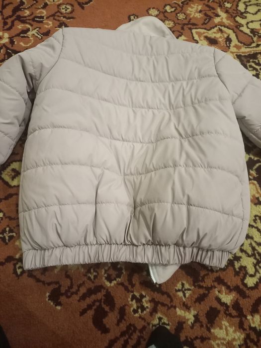 Продам нову куртку