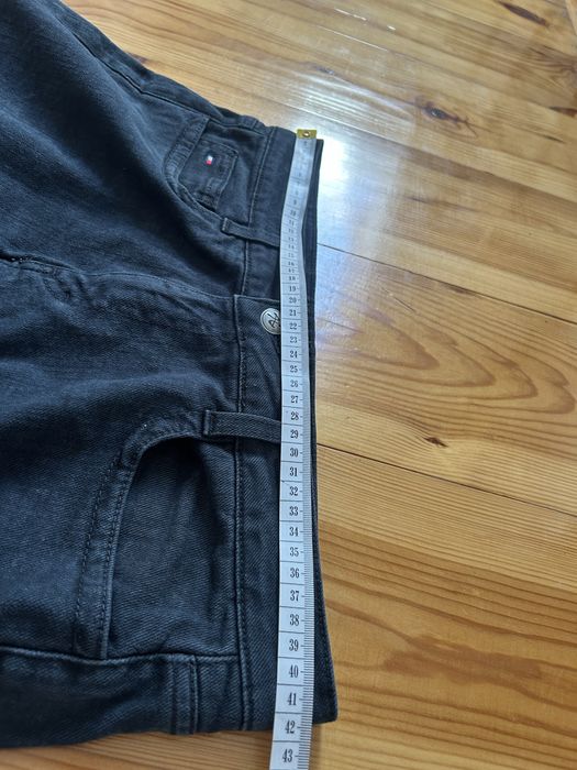 Spodnie do kolan Tommy Hilfiger r 29