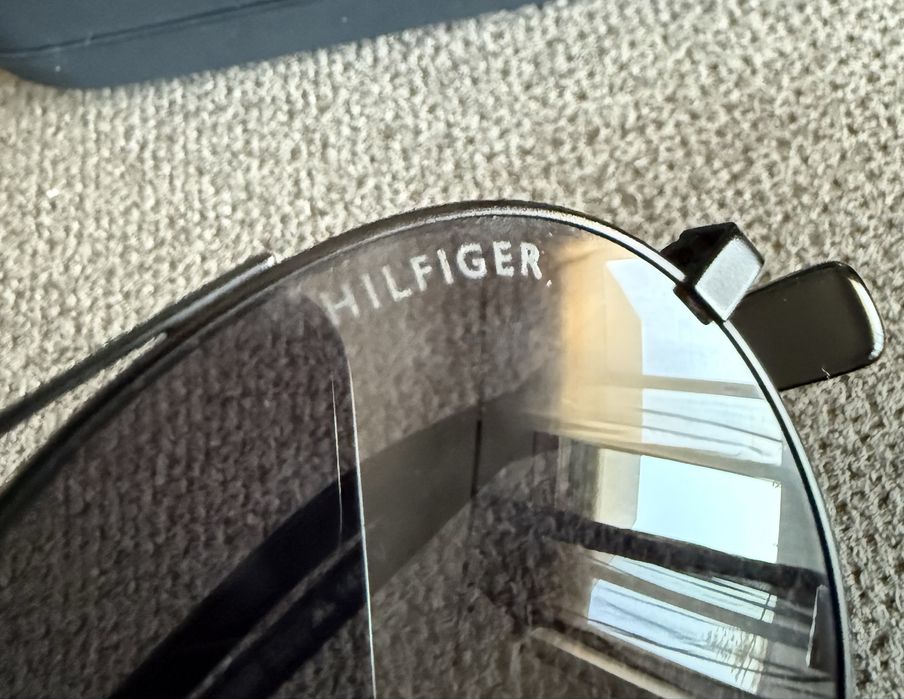 Oculos de sol Tommy Hilfiger
