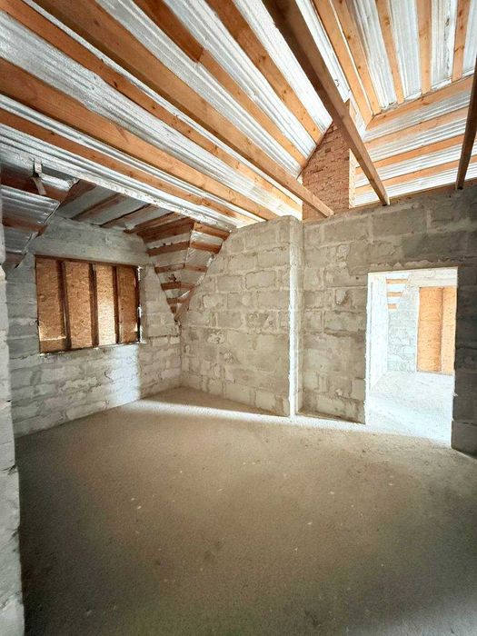 Продаж будинку.Крушинка.Київська область.Біля озера.10 соток.