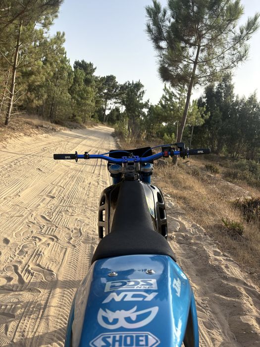 Aprilia Rx (diferenciada)
