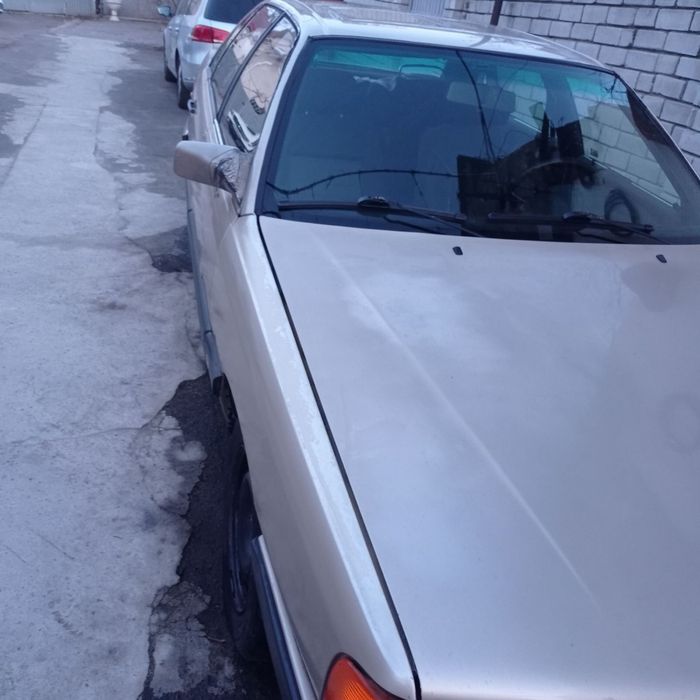 Продам Audi 100