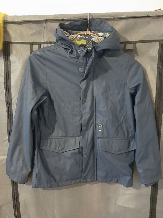 Продам куртку на мальчика деми