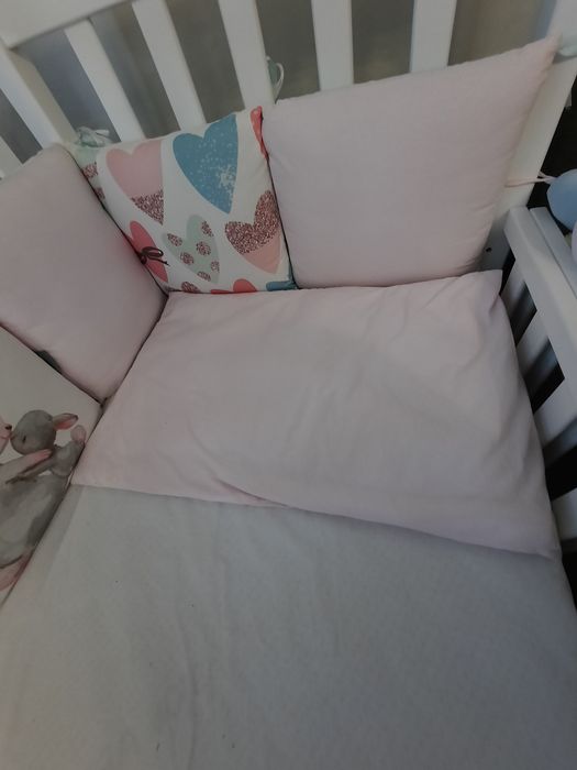 Бортики в ліжечко з подушкою та ковдрою
