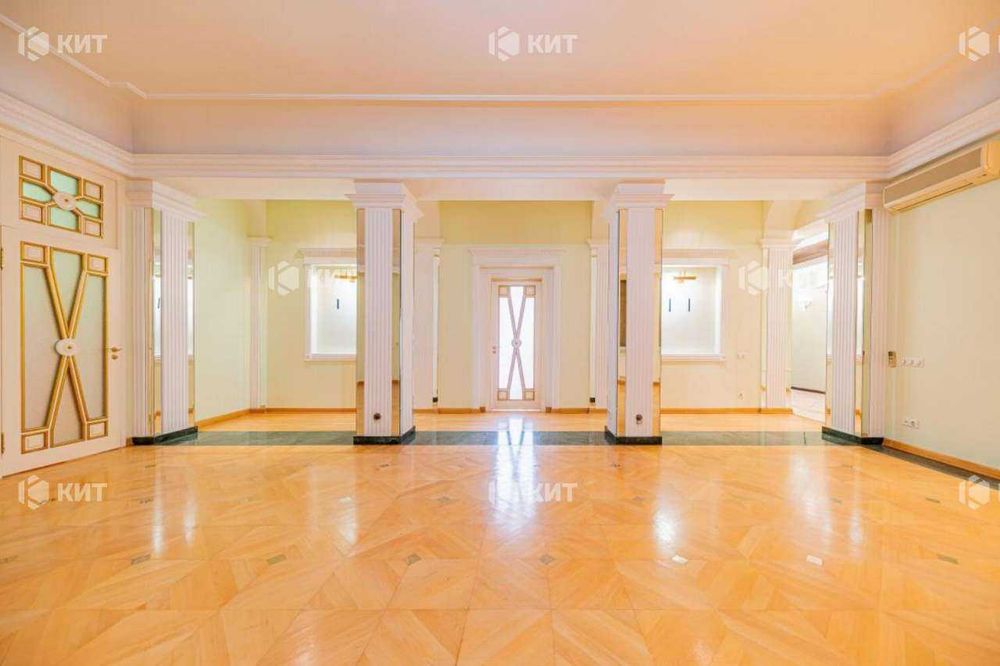 Офіс. 210м Павлово Поле (Центр, м. 23 Августа, ул. Деревянко 6) 134634
