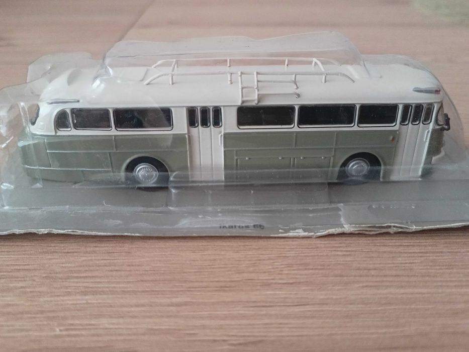 Model kolekcjonerski Autobus w Skali 1:72