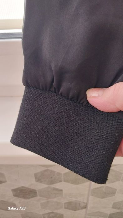 Шикарний бомбер куртка  жіночий женская