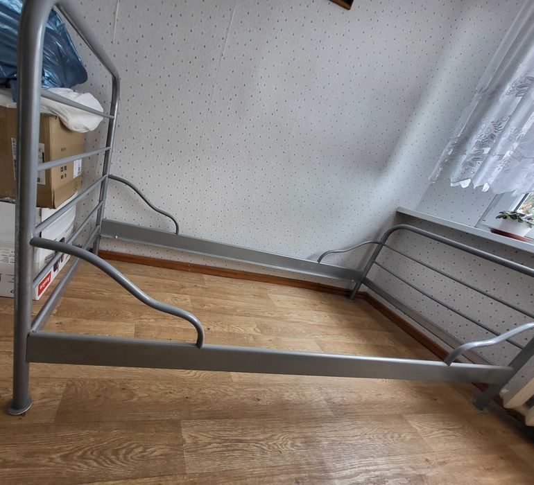 rama łóżka 90x200 plus materac