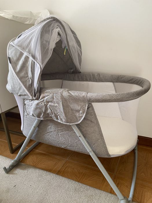 Mini berco kinderkraft com mosquiteiro
