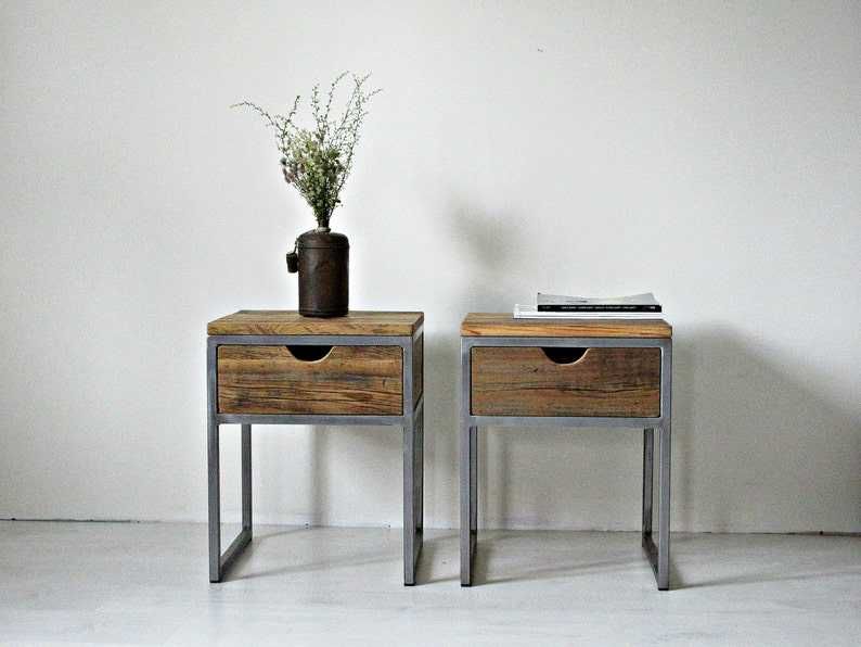 Mesa de cabeceira Estilo Industrial