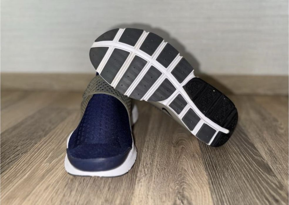 Кросівки Nike Розмір 41