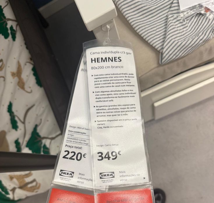 Cama Hemnes com 3 gavetas