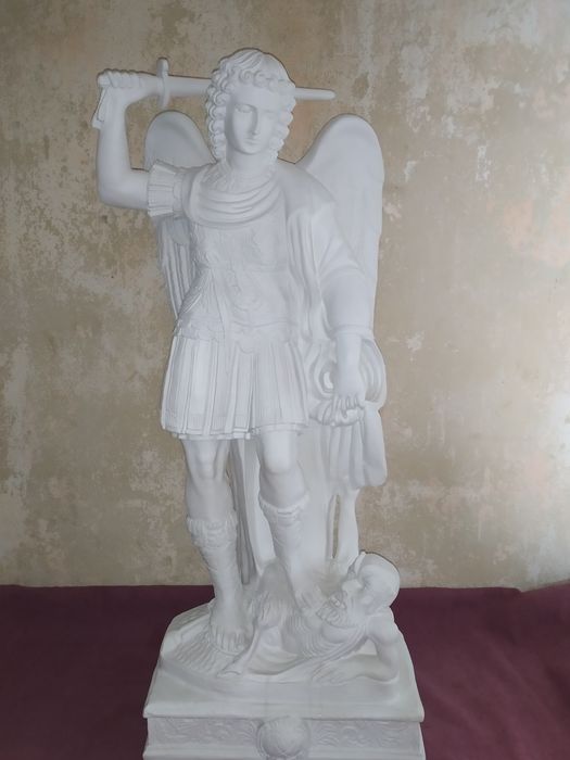 Figura Michała Archanioła 100cm Biała Żywica