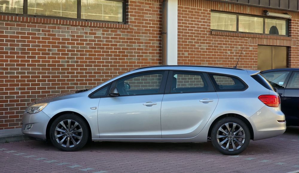 Opel Astra Sports Tourer 1.3 CDTI 95CV