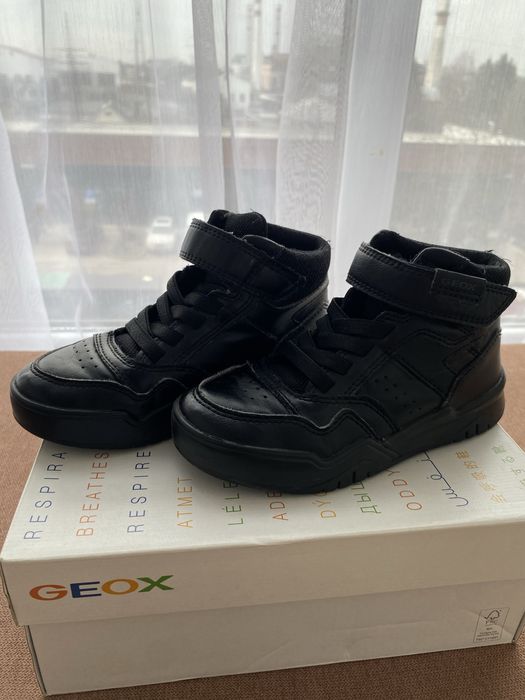 Весняні черевики geox, 29