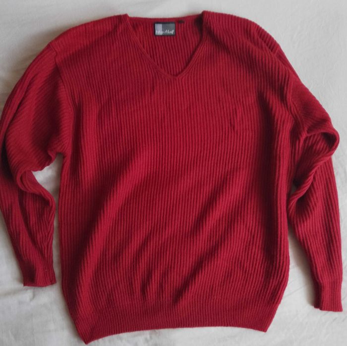 Męski sweter używany