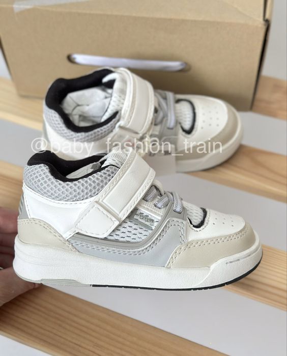 Кросівки, Zara, хай-топи, зара