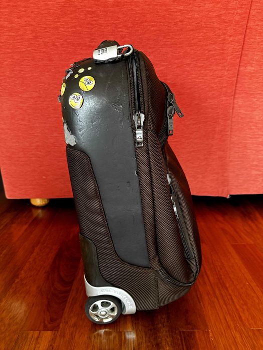 mala trolley de viagem Mandarina Duck