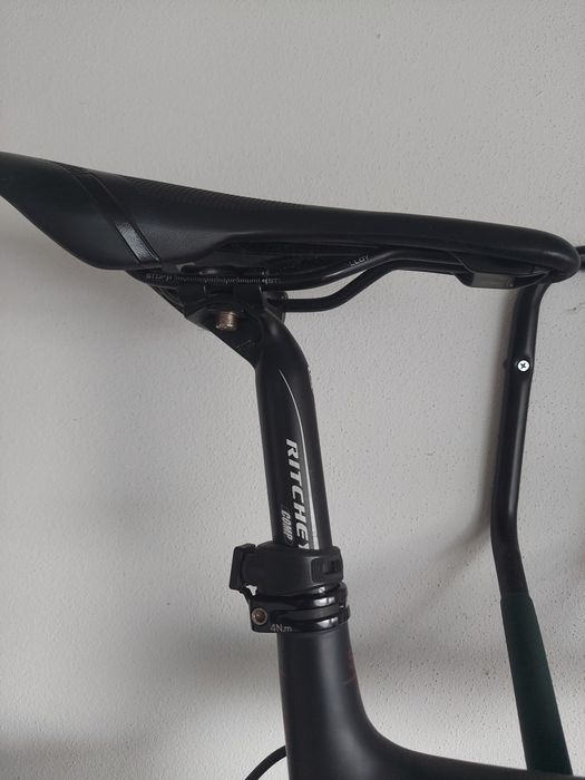 Bicicleta estrada KTM carbono