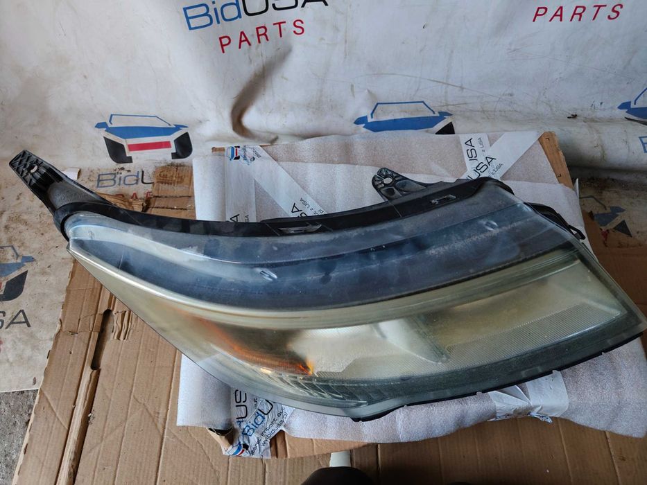 Lampa przednia prawa Explorer wraz z MODUŁEM – FORD EXPLORER 2018 3,5 – OEM FB5313008BN