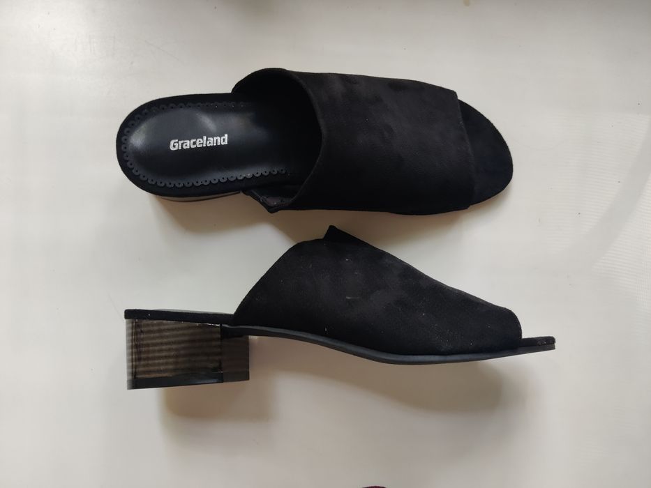 Босоніжки 41 розміру