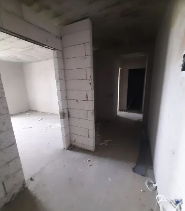 Продаж 2к квартири 54 кв. м на вул. Сергія Корольова