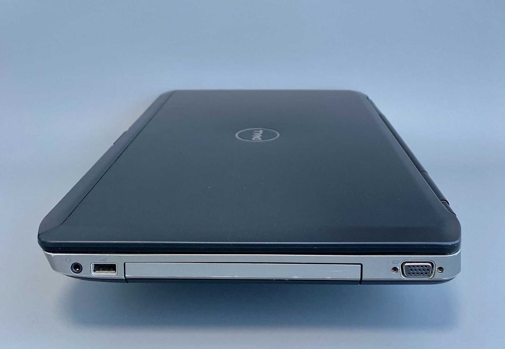 Dell Latitude 5530 i5-3320M 4 потоки 8GB SSD 120GB / 15.6" Full HD Ноутбук для роботи / Вигідна ціна