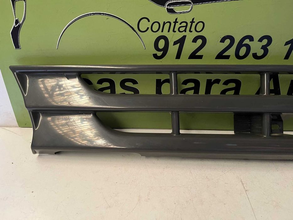 Toyota Dyna - Grelha Frente - G188