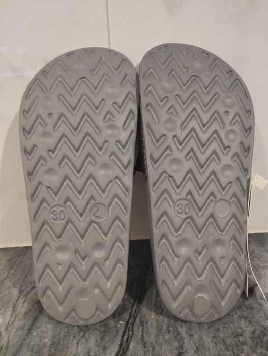 Chinelos Cinza Unit Shoes Novos - NR. 30