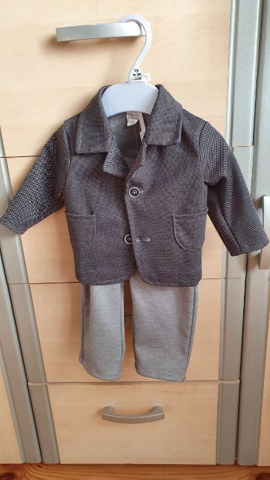 Marynarka i spodnie niemowlęce, stan idealny.
