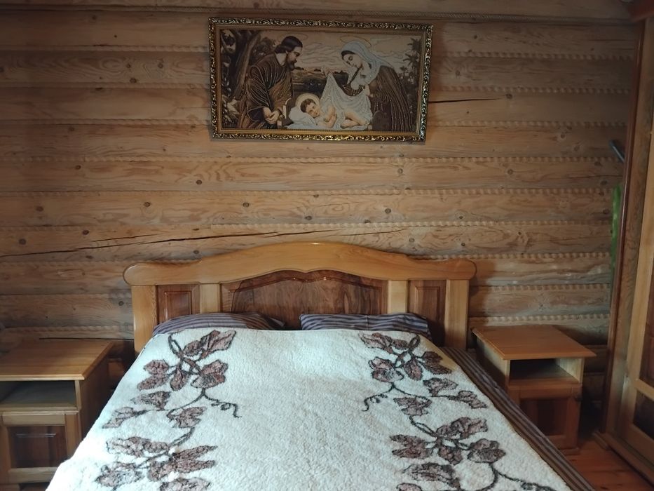 Ціну знижено! Продаю чудовий будинок садибу у Карпатах Сусково