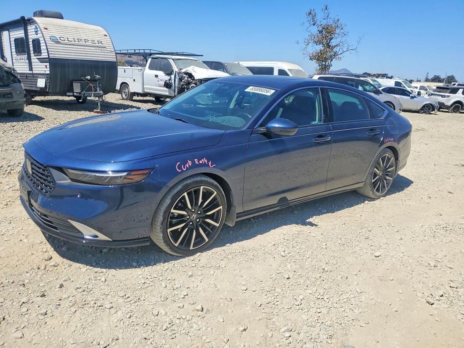 Honda Accord Touring Hybrid 2022 року з США