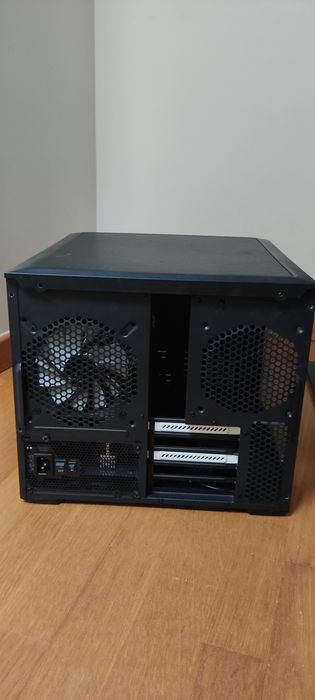 Fractal Design Node 804