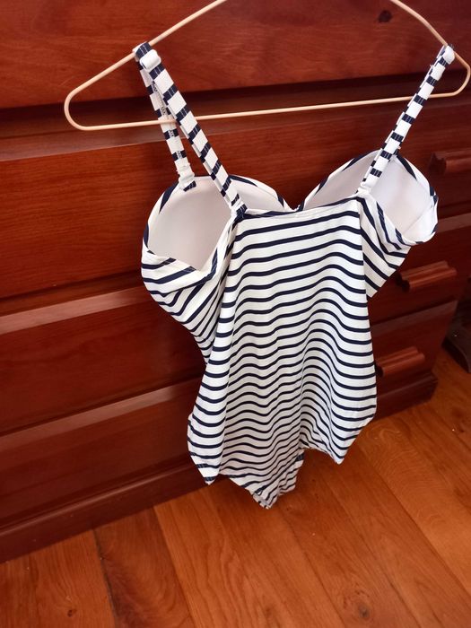 FATO de BANHO - como Novo