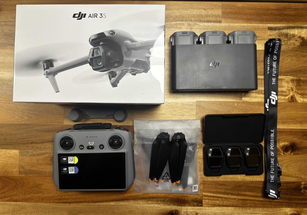 Dron DJI Air 3S FMC + Care 09.2027