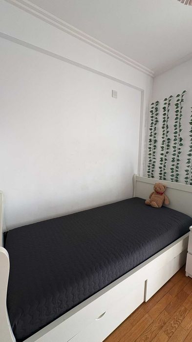 Cama madeira maciça Menina com gavetas para arrumação