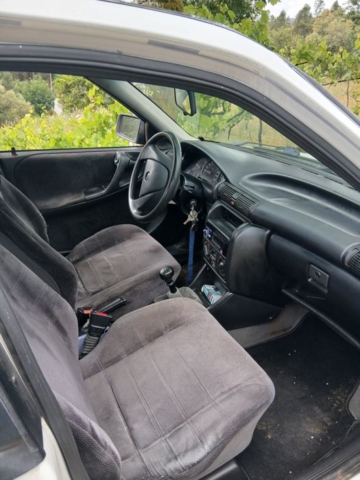Vendo opel corsa