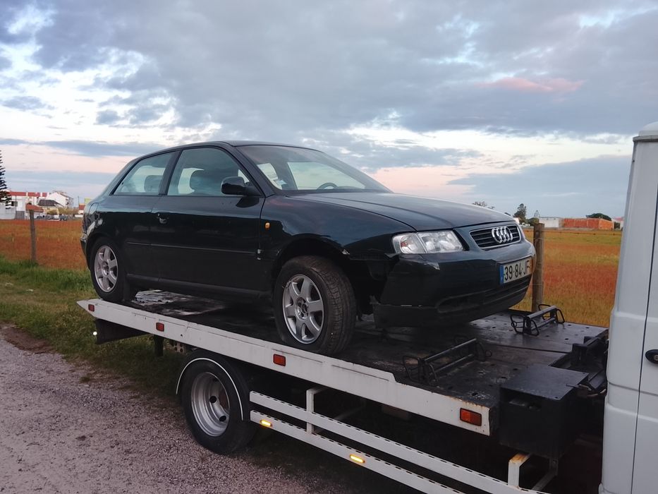 Carroçaria com documentos Audi A3