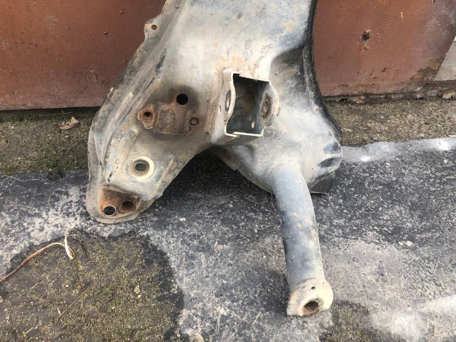 Подрамник на джили мк крос