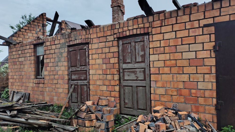 Цегла, віддам безкоштовно