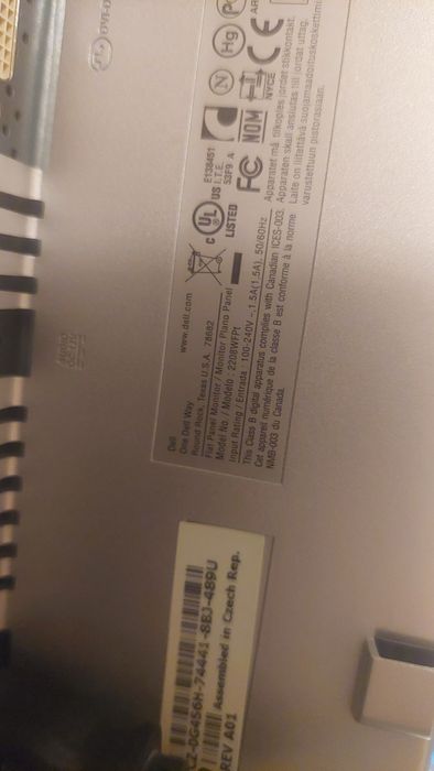 Komputer OptiPlex 7060,monitor, 16 GB ram, dysk 2x256 GB
