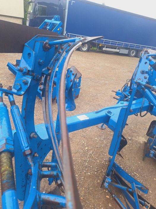 Pług 5 skibowy obrotowy Rabe Albatros ażurowy stan bdb  nie Lemken Kuhn