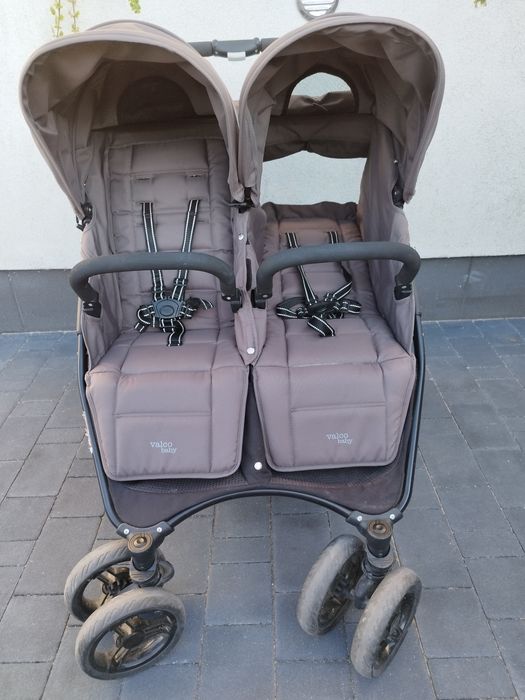Wózek valco baby snap bliźniaki dla bliźniaków rok po roku