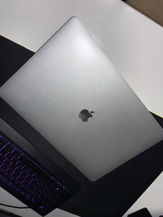 MacBook Pro 16inch, i9 64ОЗУ 2019