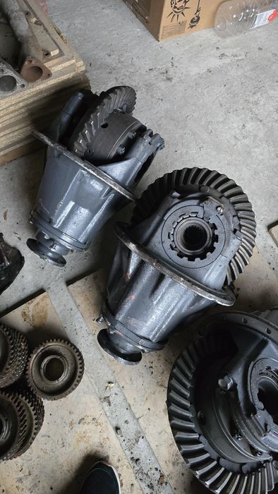 Редуктор моста т150