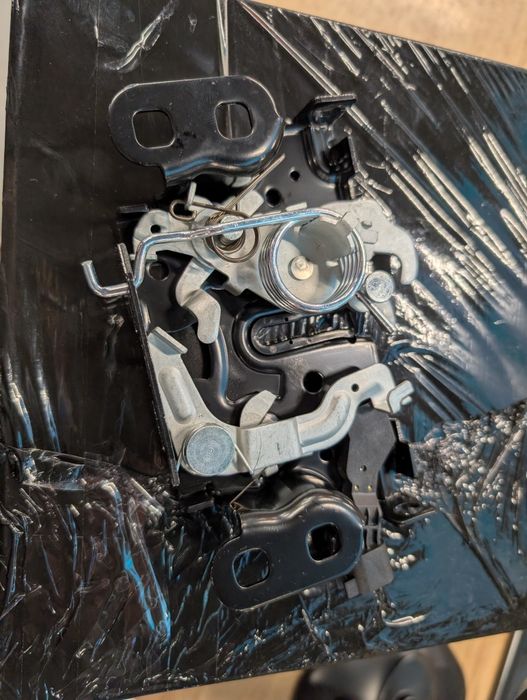 Усилитель бампере перед Jeep Compass 17-25