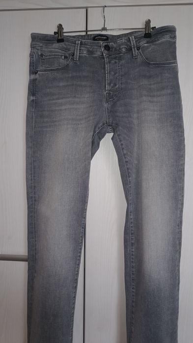 Чоловічі джинси Jack & Jones