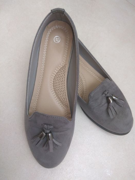 Lordsy z frędzlami, pantofle r. 37