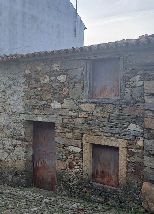 Casa de Xisto aldeia de Sarzedas