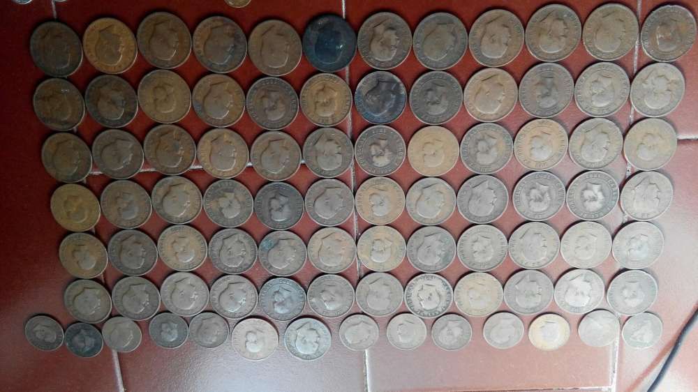 86 moedas cobre reis de ano 1881 ate ano 1884